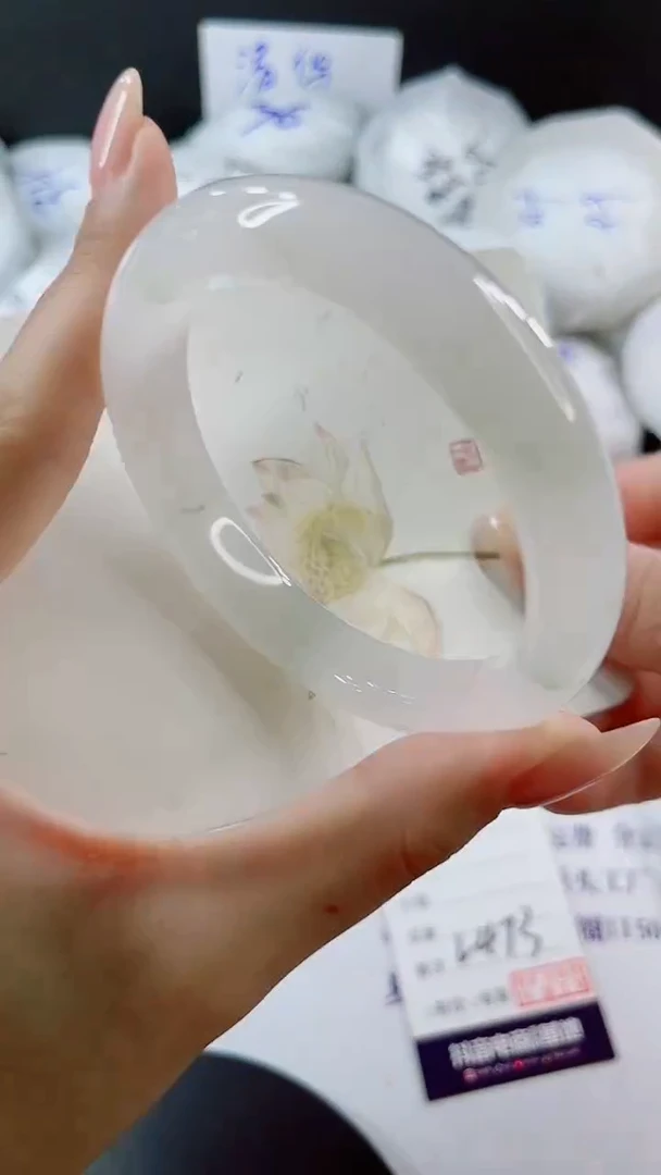 未镶嵌手镯石英质玉多样性发货L473