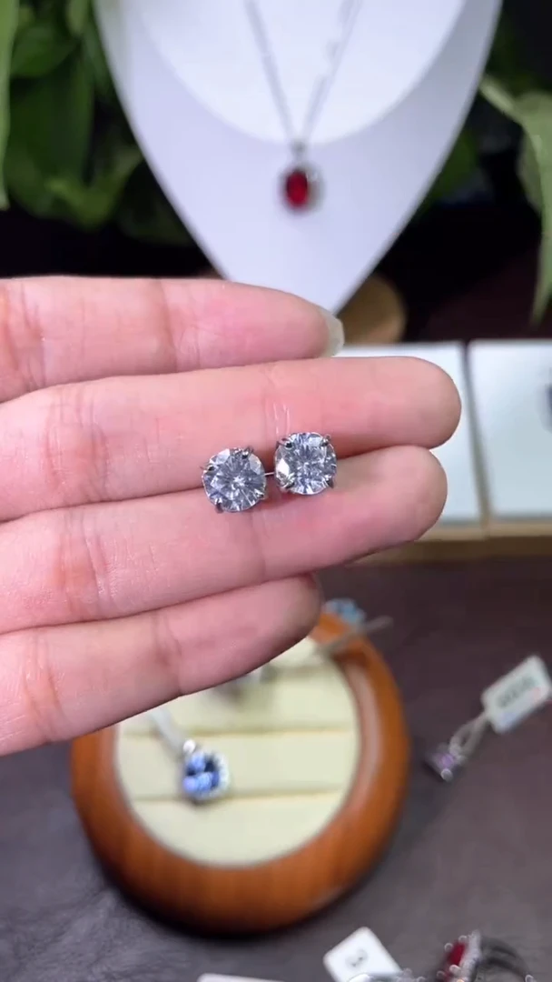 合金合成钻石耳饰白水耳钉