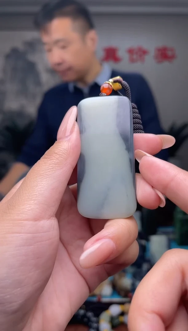 未镶嵌和田玉挂件1