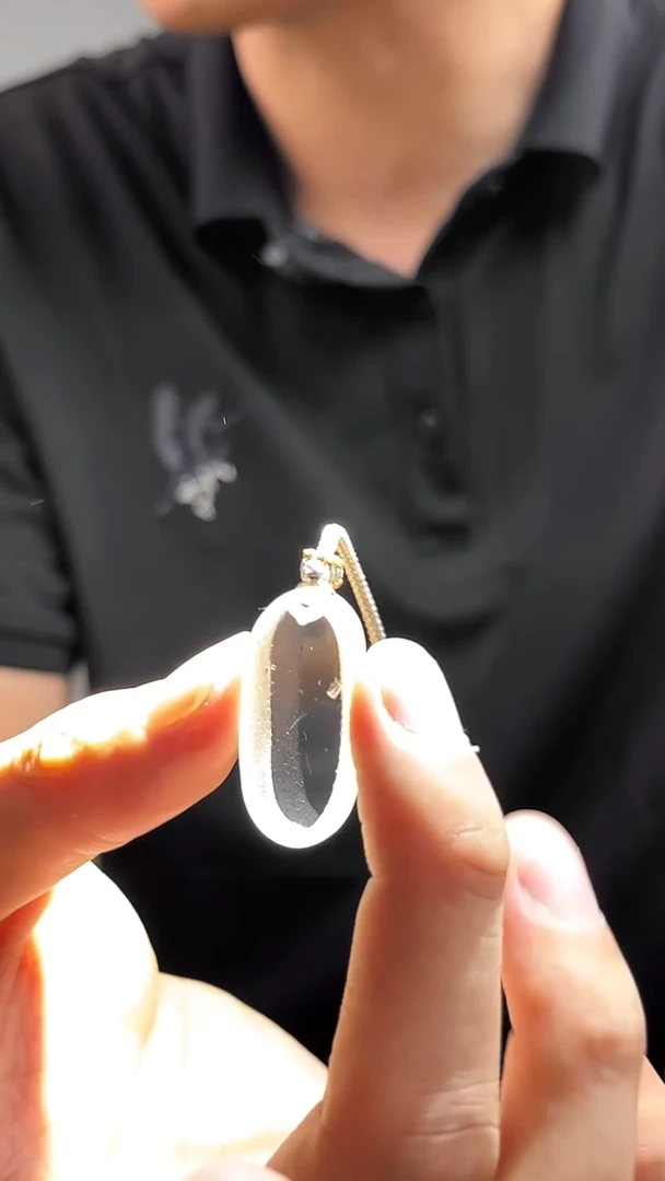 未镶嵌吊坠(赠链)水晶水晶