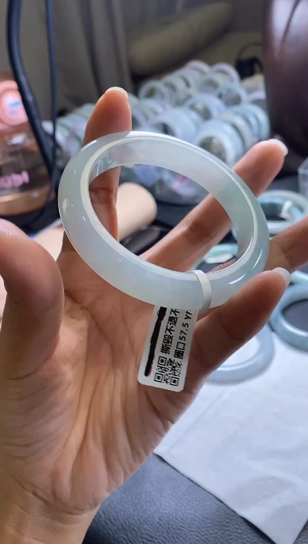 未镶嵌手镯翡翠正圈58圈口，18