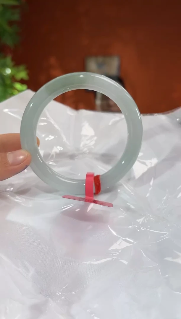 未镶嵌手镯翡翠翡翠手镯
