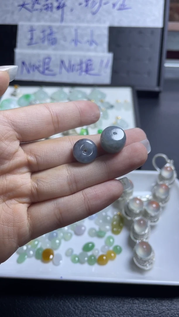 未镶嵌定制翡翠挂件