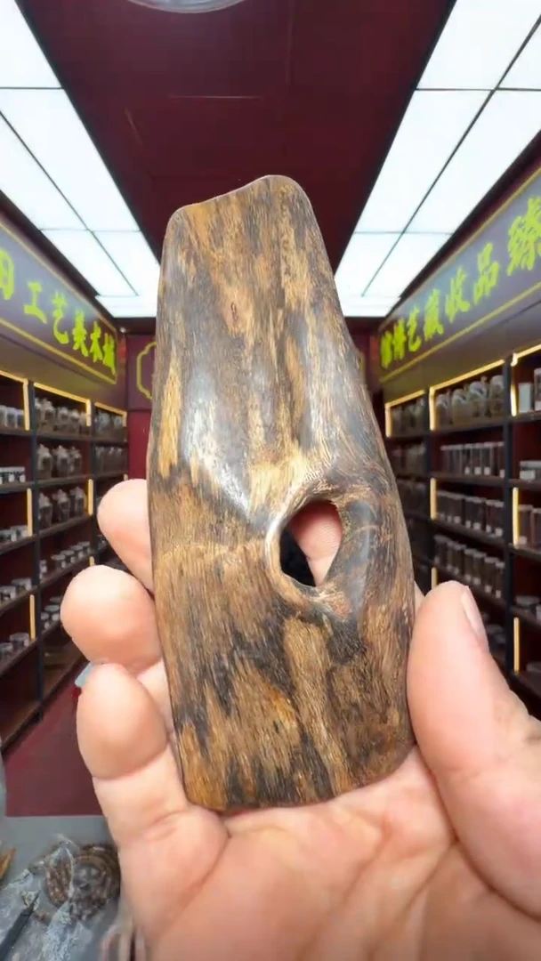 沉香吊坠多样性发一