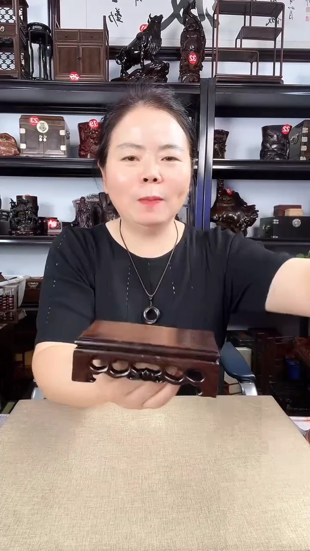 木草龙长方老李红木工艺品