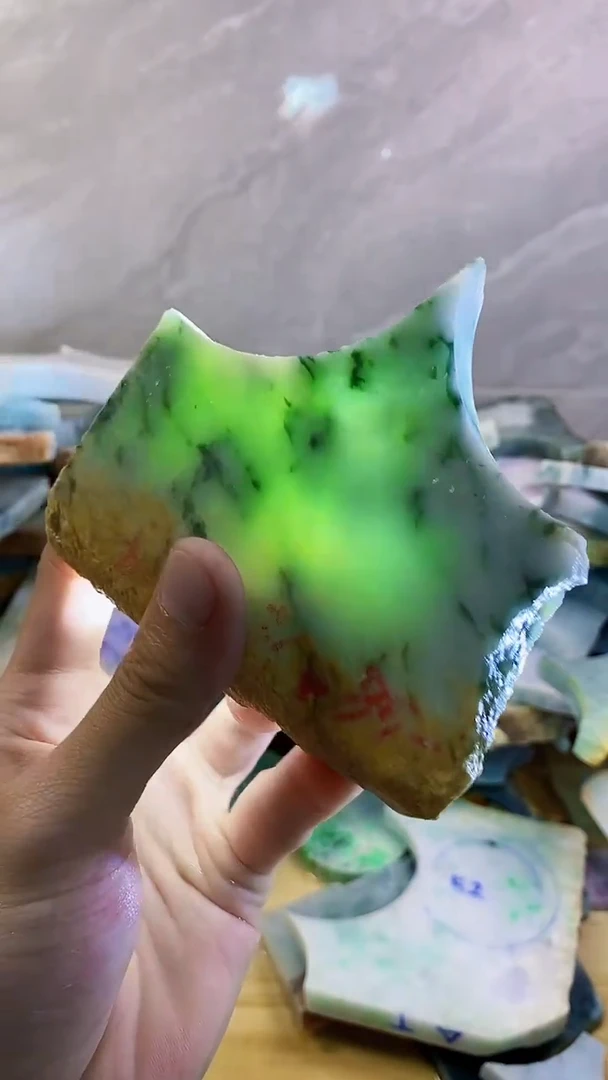 裸石翡翠纯天然缅甸翡翠186