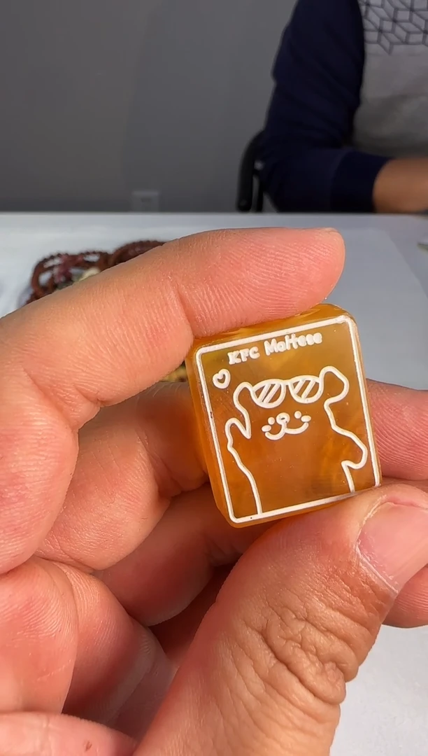 琥珀颈饰未镶嵌kfc