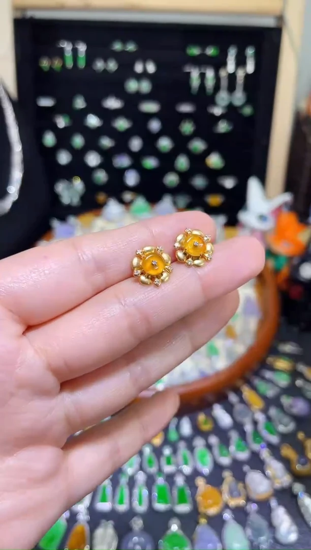 翡翠18K金镶嵌颈饰＊****写玻璃种平安扣耳钉