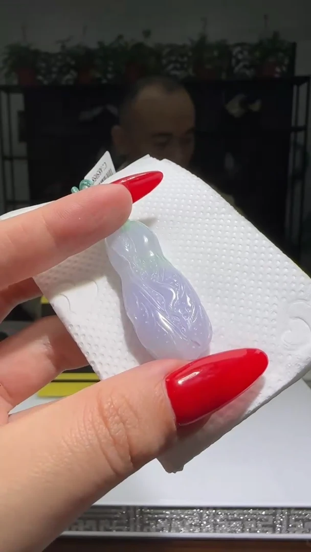 【闪购商品】翡翠颈饰未镶嵌天然翡翠A货吊坠