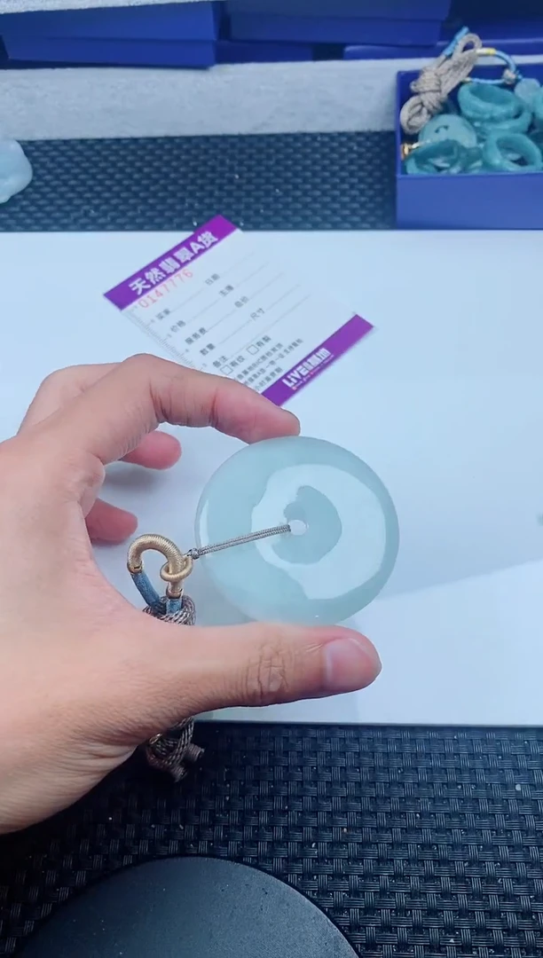 翡翠未镶嵌颈饰111111111