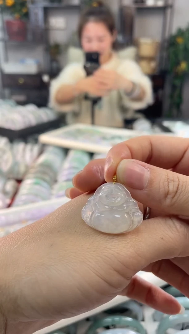 【闪购商品】翡翠吊坠(赠链)18K金镶嵌多样性发货 发一件