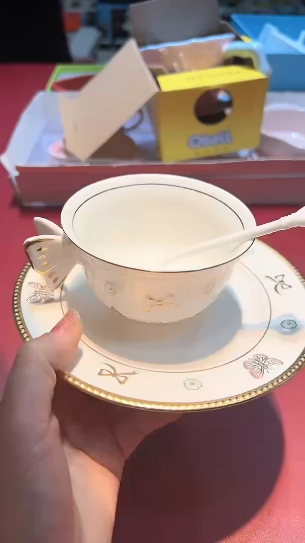 【闪购商品】瓷片锅碗瓢盆一件不剩