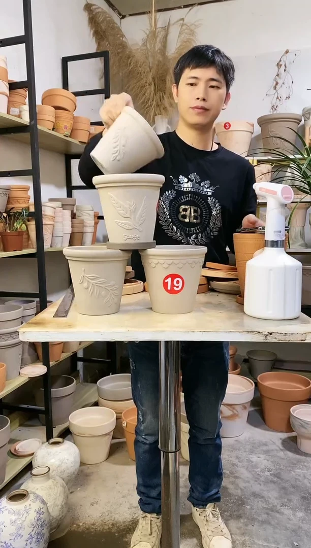 【闪购商品】陶16*15灰陶浮雕3图案 3盆3托