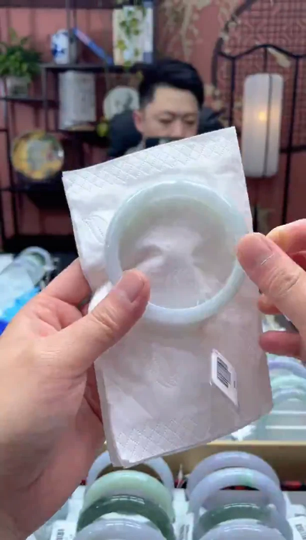 未镶嵌手镯翡翠00005856