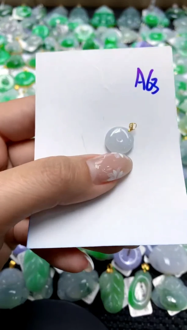 【闪购商品】翡翠颈饰18K金镶嵌111111111111