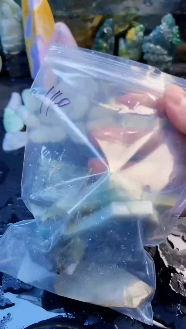 颈饰未镶嵌翡翠天然翡翠140