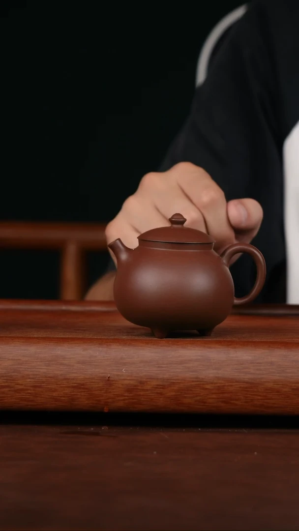 茶壶紫砂底槽清 明式龙蛋200cc