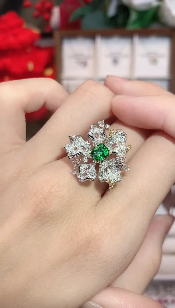 18K金镶嵌戒指石榴石（沙弗莱）1.06ct/天然宝石/七天无理由