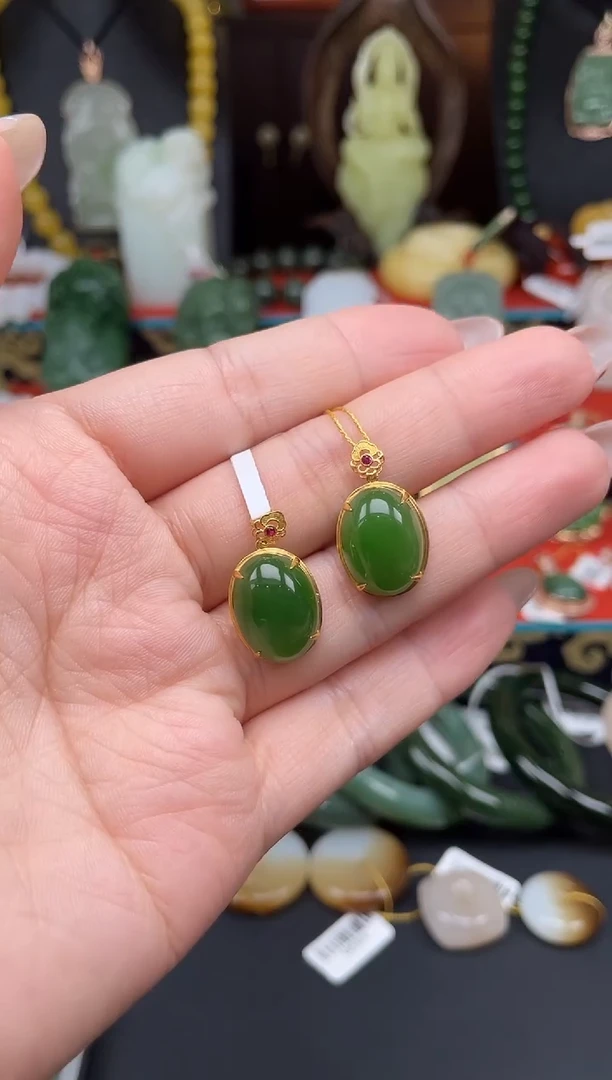 和田玉18K金镶嵌颈饰ge50多样性发其一