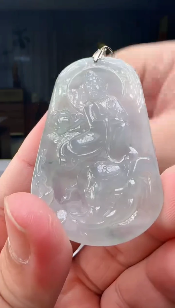 吊坠(赠链)18K金镶嵌翡翠ZM@@960Q7J05455