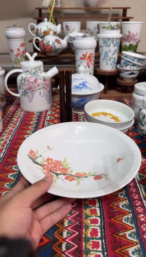 摆件景德镇高温釉下手绘陶瓷9寸大碗