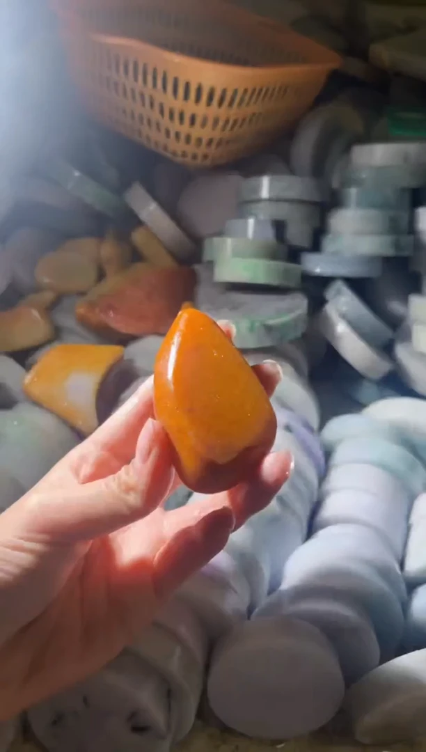 【闪购商品】翡翠颈饰未镶嵌翡翠A货小蒋22