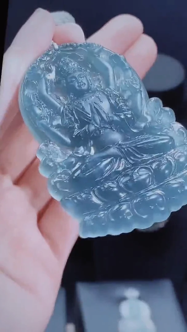 翡翠未镶嵌胸饰 翡翠