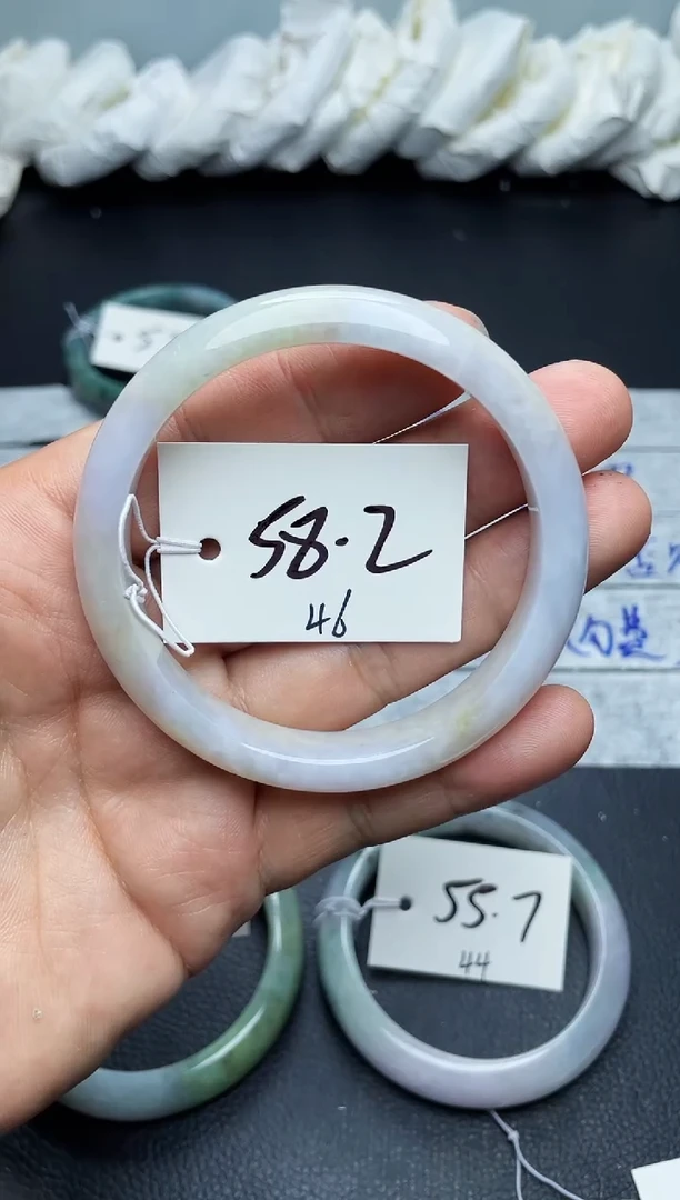 未镶嵌手镯翡翠46