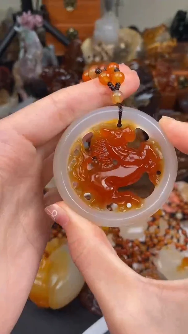 玛瑙/玉髓颈饰未镶嵌AA