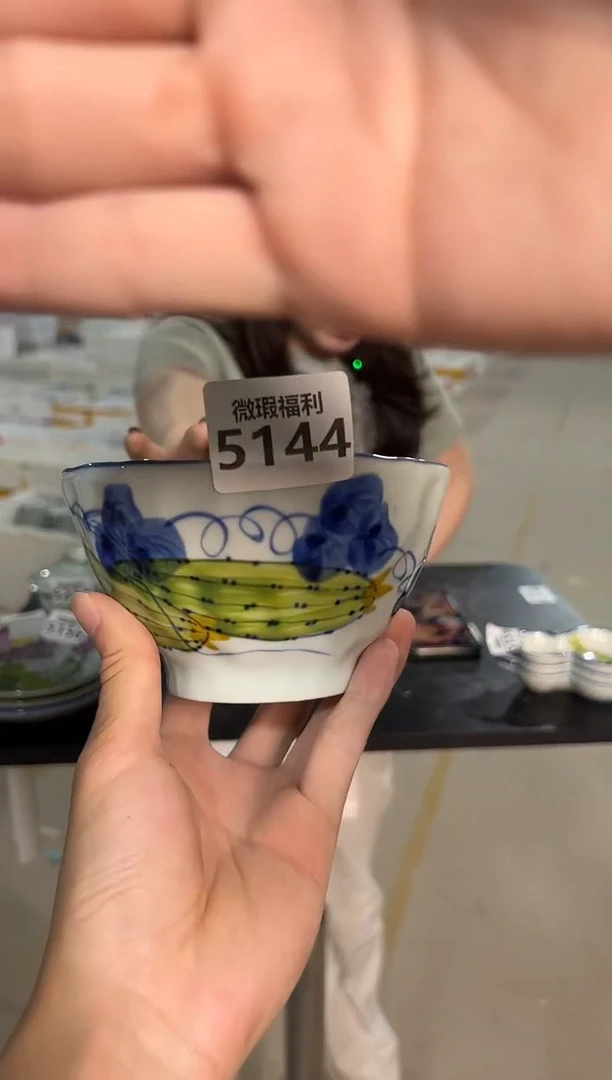 陶瓷景德镇高温釉下手绘陶瓷