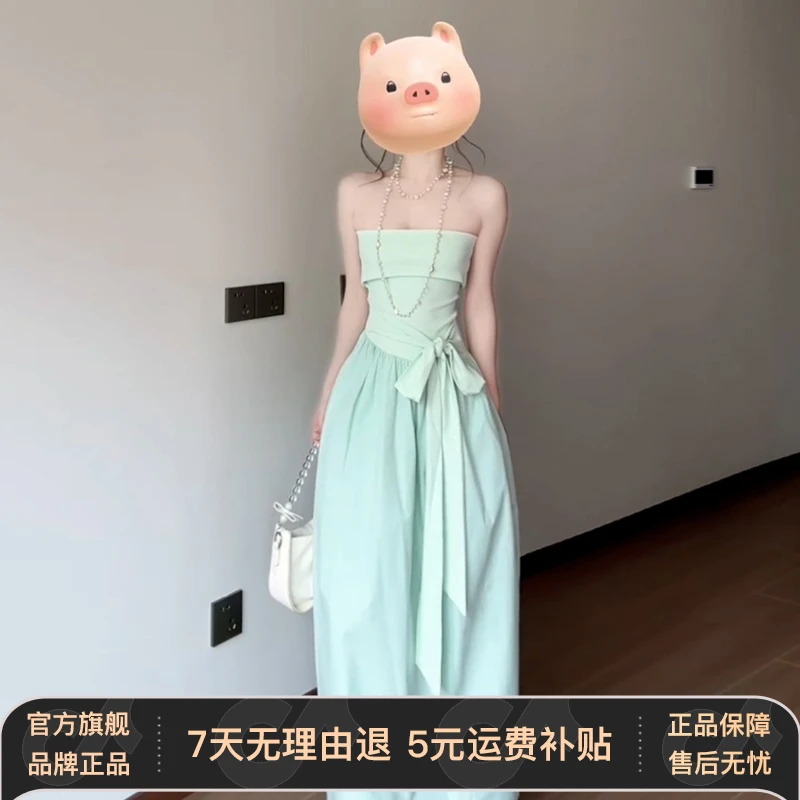 海边度假抹胸一字肩绿色连衣裙子女2025新款夏季绝美长裙辣妹穿搭