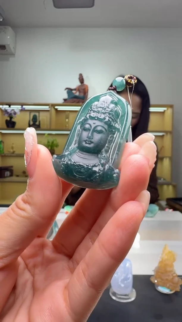 吊坠(不含链)未镶嵌翡翠观音