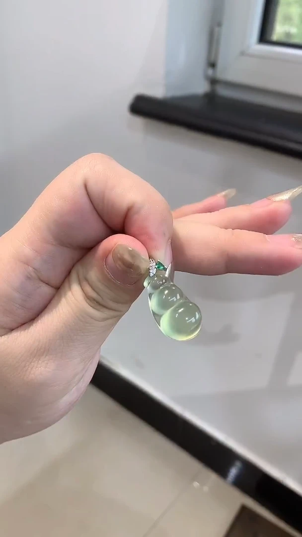 未镶嵌蛇纹石玉颈饰四季豆不带链子