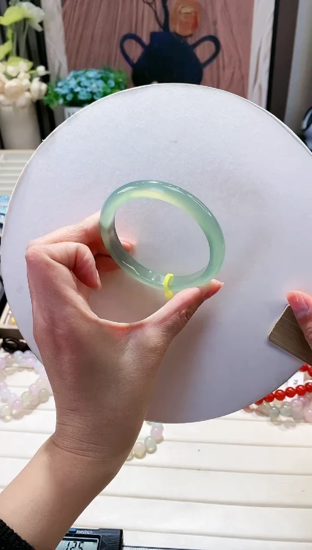 手镯玛瑙/玉髓未镶嵌78-59.5