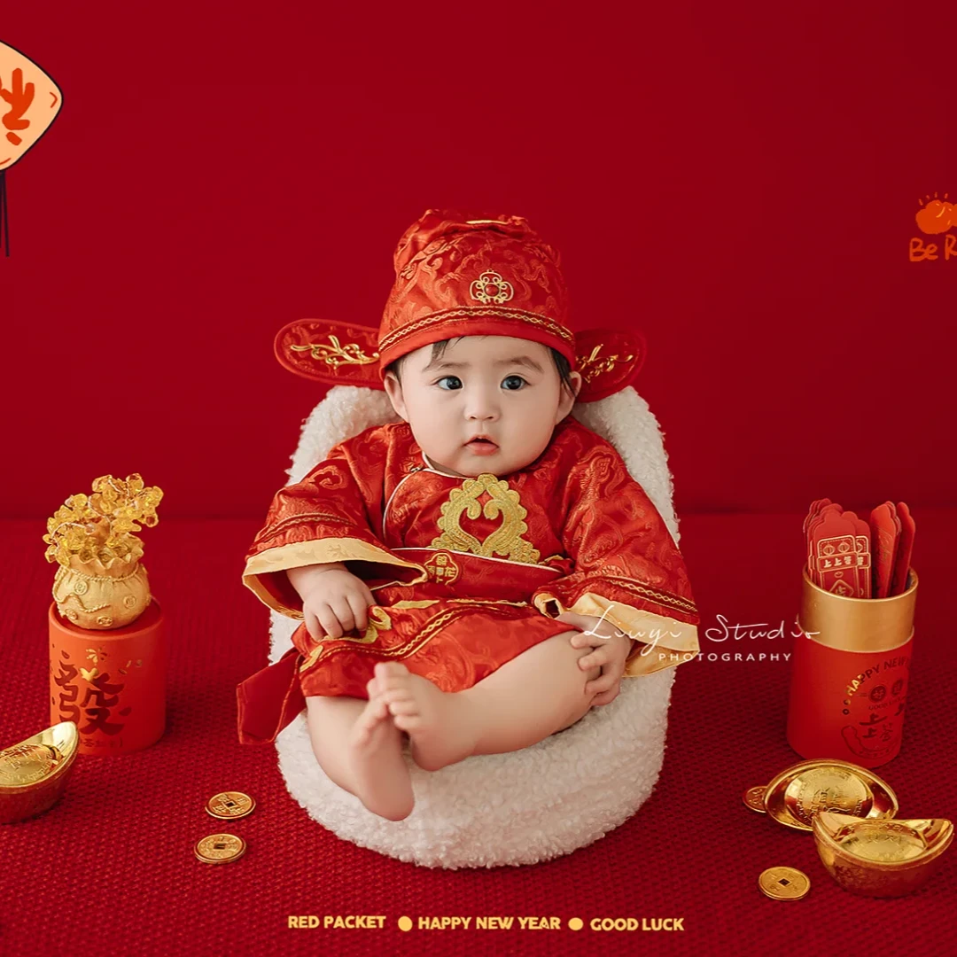 新年百天宝宝衣服小小财神衣服影楼主题拍照道具周岁生日抓周布置