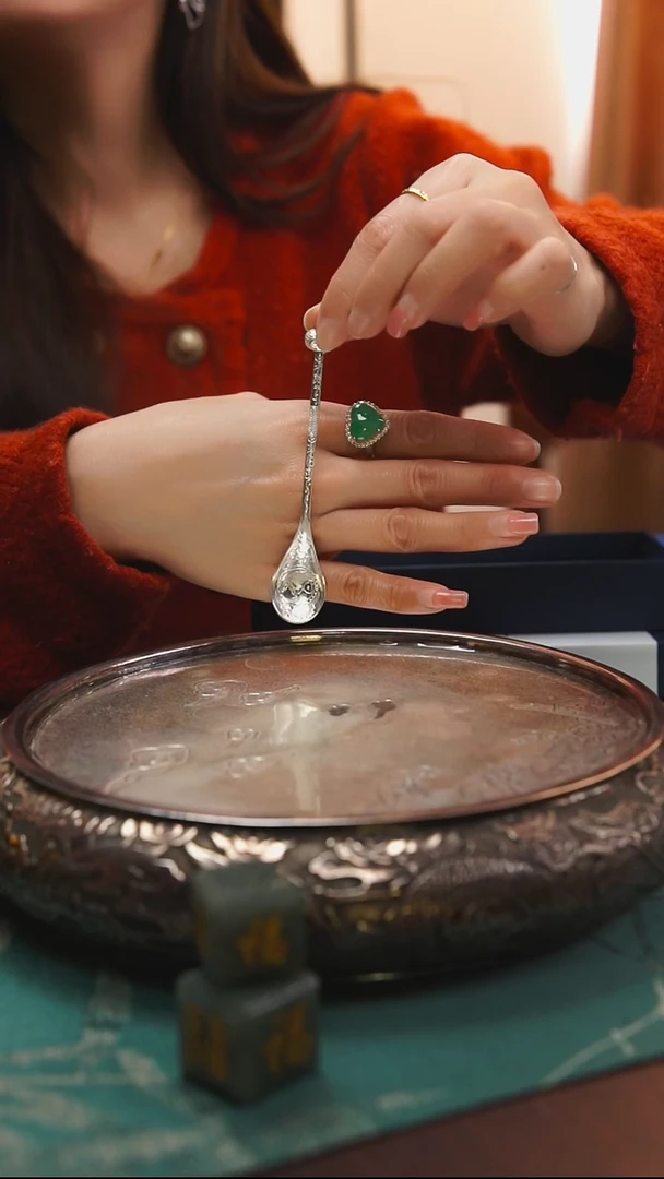 古悦足银999勺子