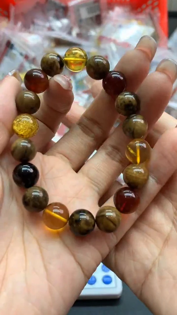 未镶嵌琥珀珠宝奇石597