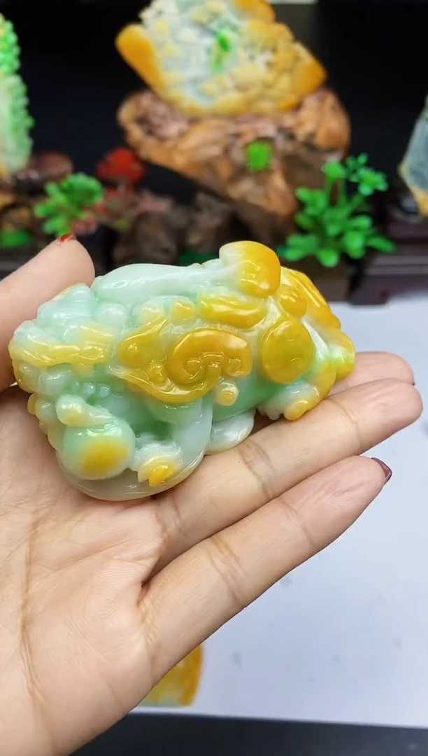 【闪购商品】翡翠颈饰未镶嵌翡翠A货