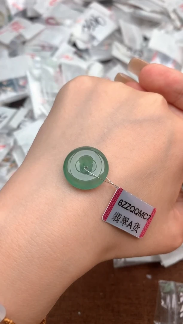 未镶嵌挂件翡翠一