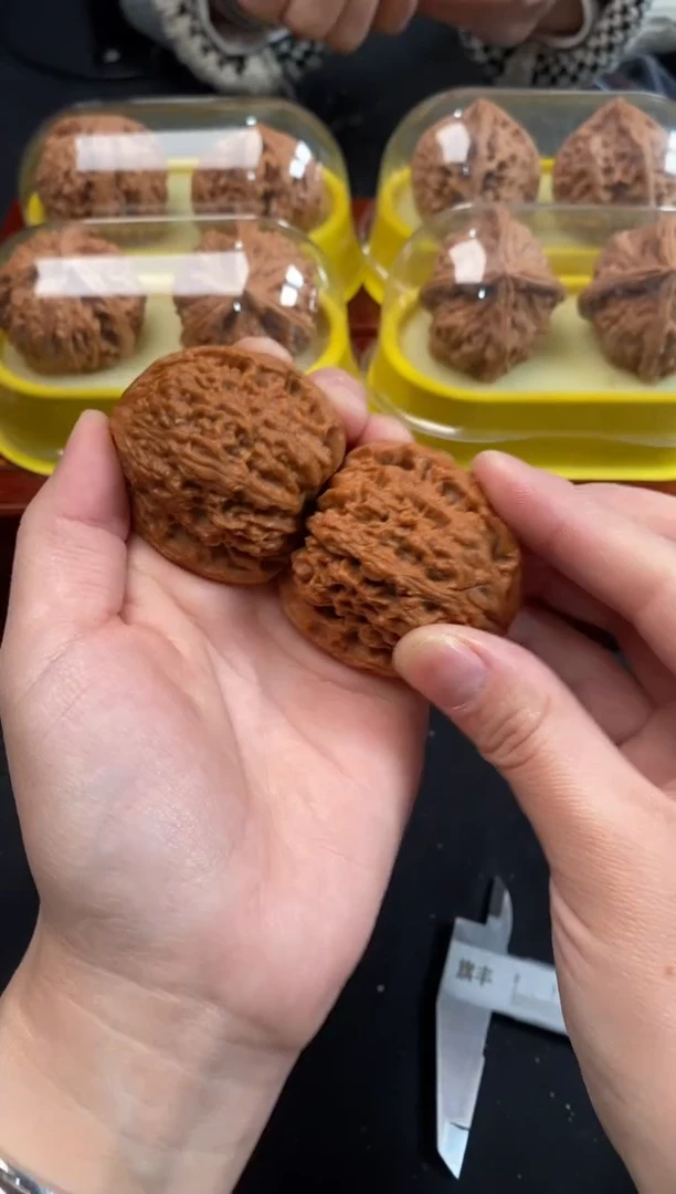 把件文玩核桃南疆石42尺Z840
