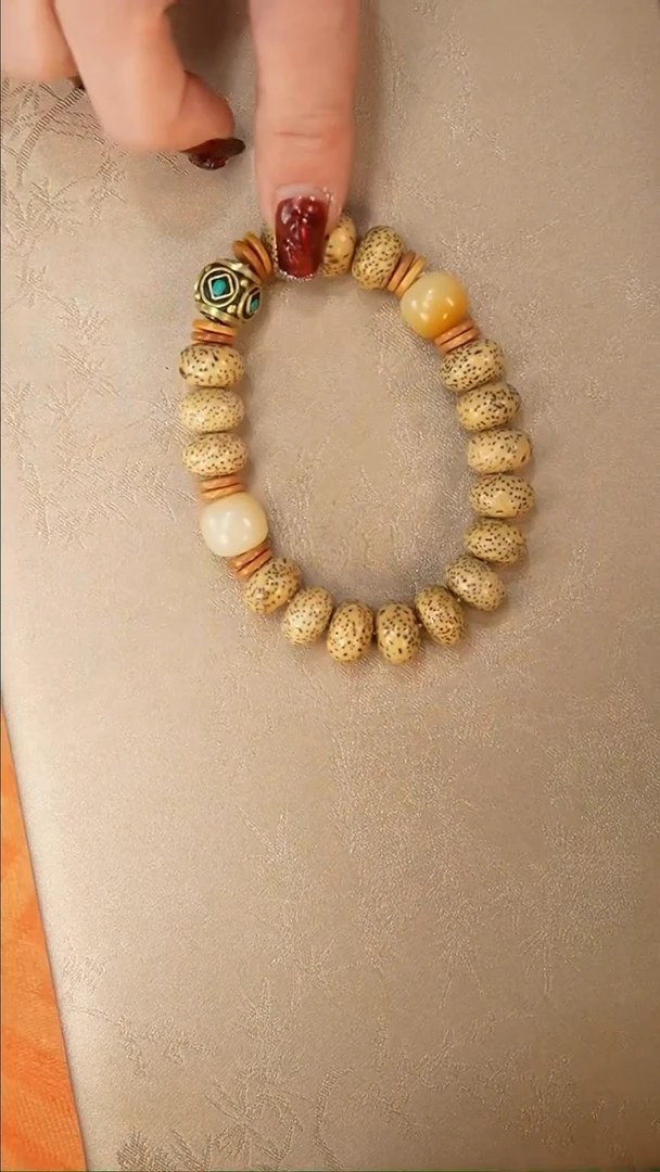 【闪购商品】琥珀手链未镶嵌手串