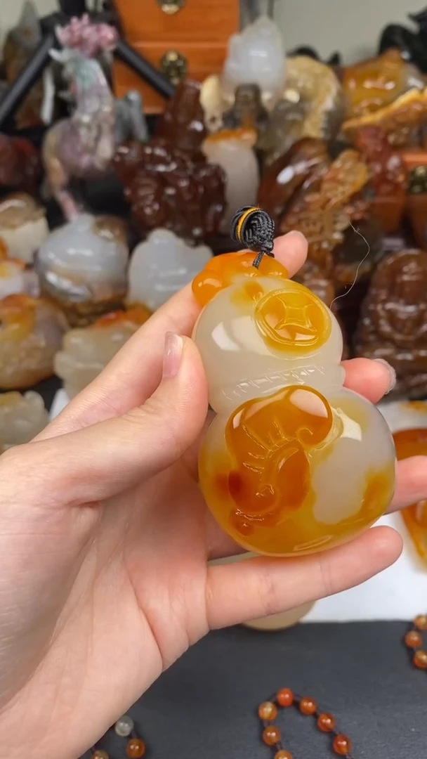 玛瑙/玉髓颈饰未镶嵌AA