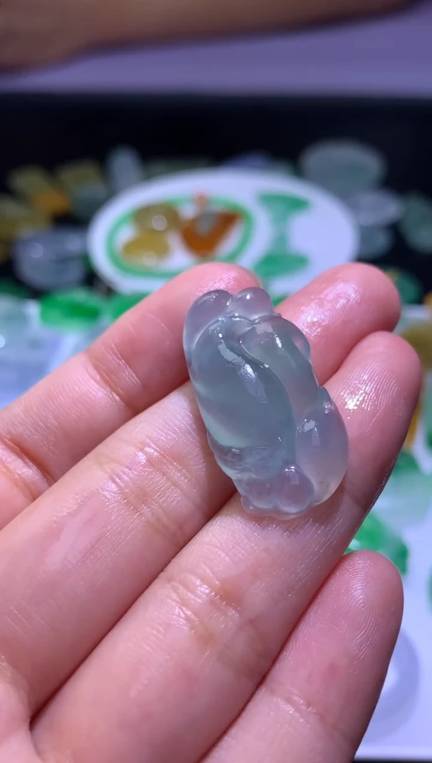 定制翡翠未镶嵌毛货