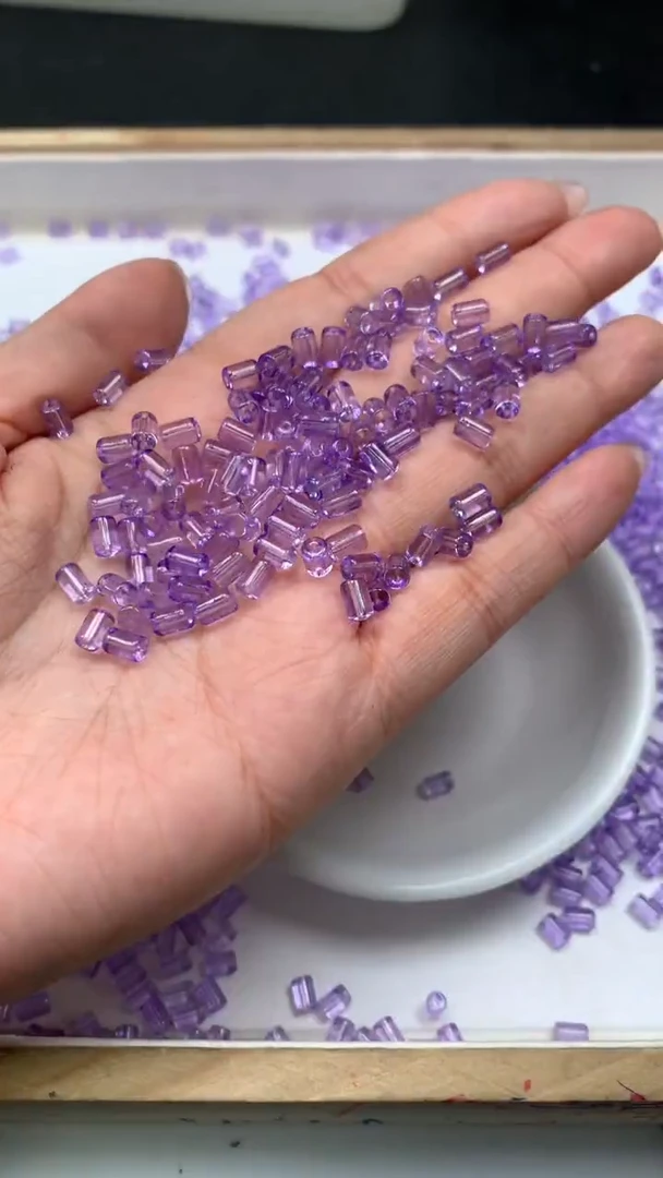 未镶嵌珠宝半成品水晶M744 维多利亚 直切桶珠3*6mm 30个9.9元