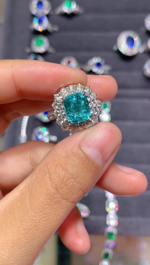 18K金镶嵌戒指碧玺3.15CT