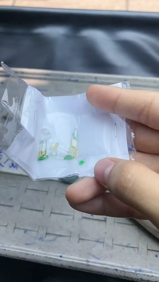【闪购商品】定制翡翠未镶嵌毛货需精细抛光多样性发货拍一发一