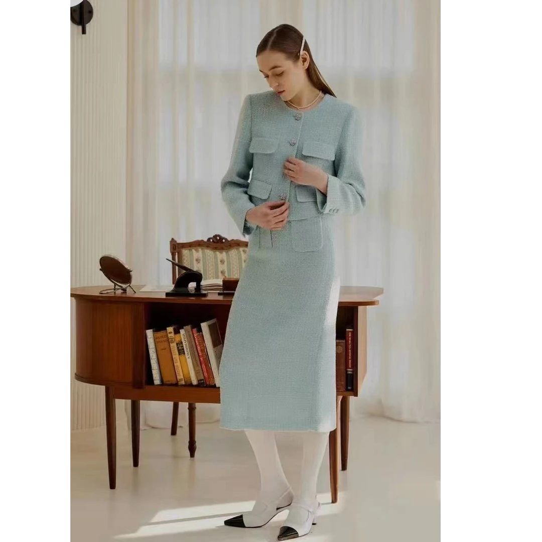 SS25076  The chemi小香风半身裙