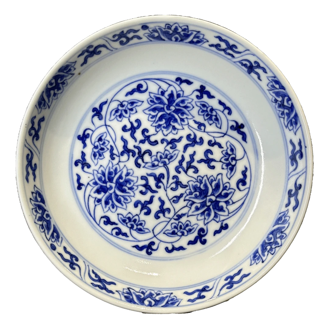 25048502y青花缠枝莲纹盘