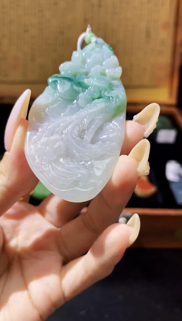 颈饰未镶嵌翡翠翡翠多样性发其一