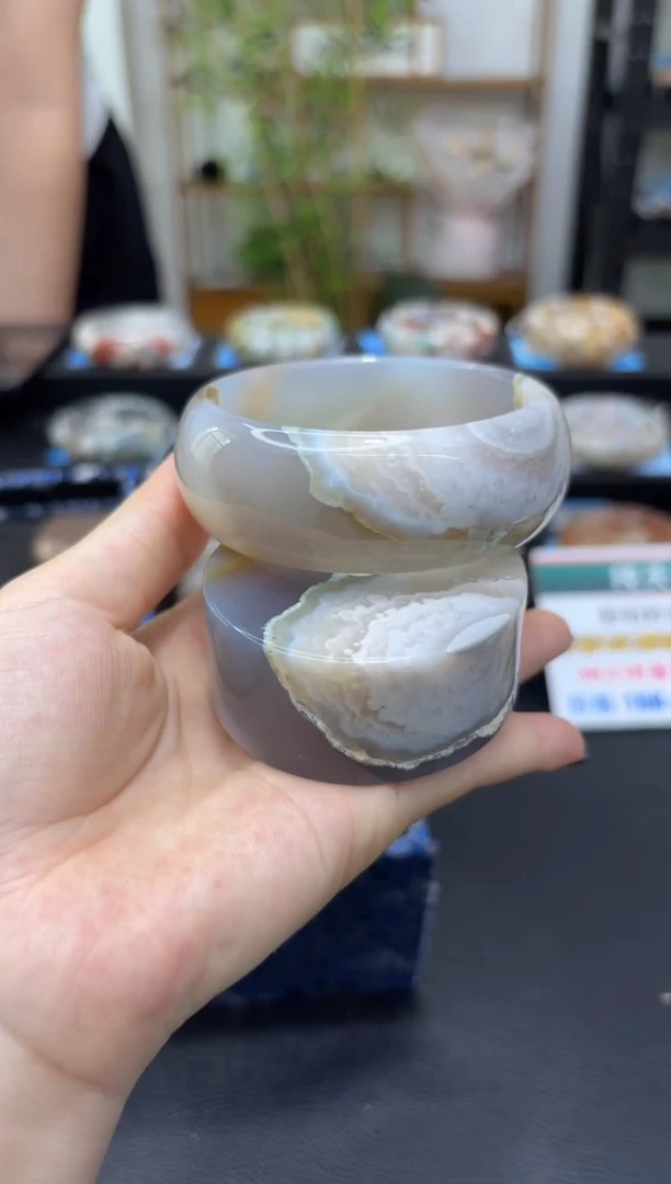 石英质玉手镯未镶嵌C871(61圈赠送镯心)